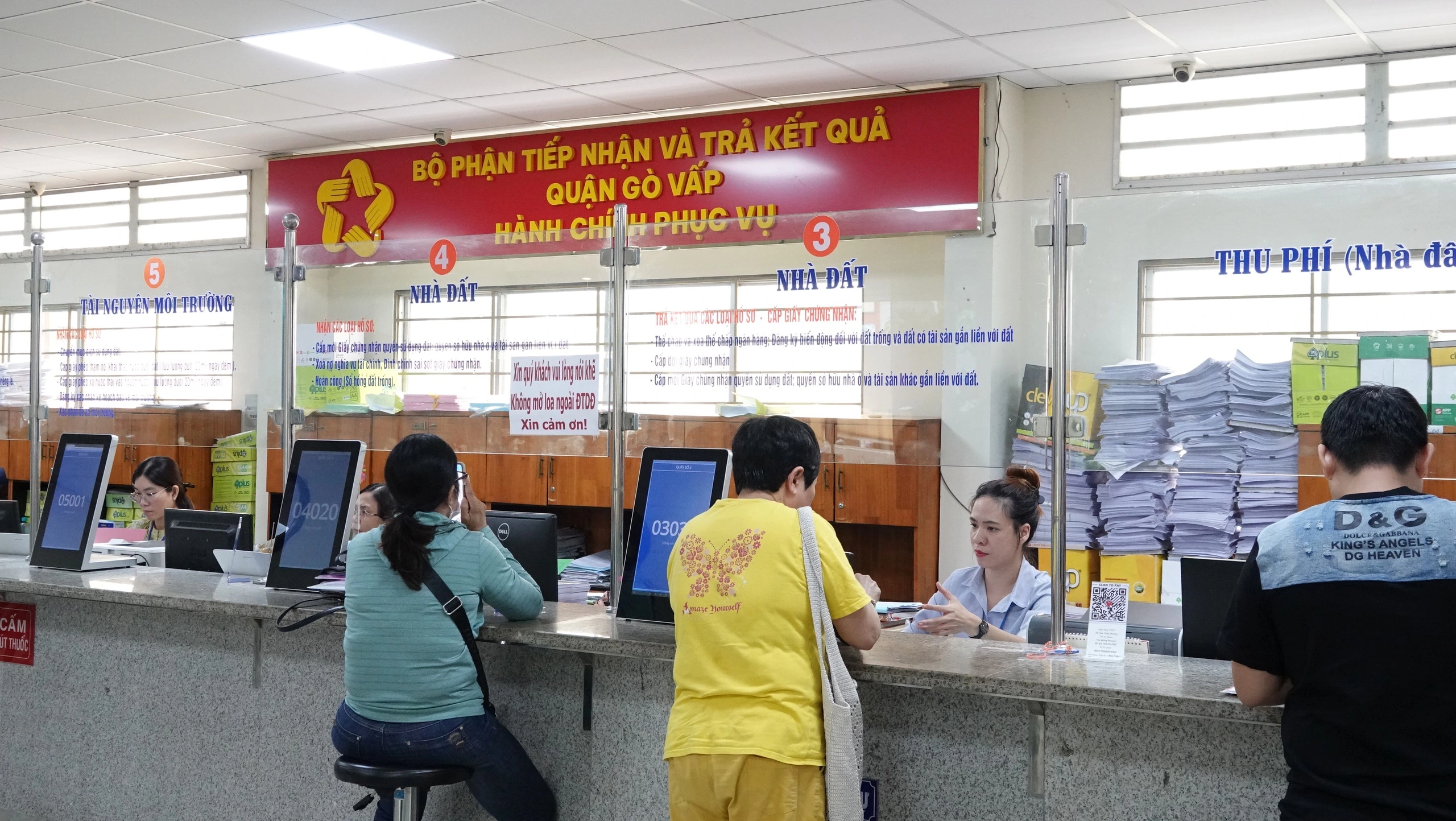 TP.HCM 4 tháng đầu 2025: Kinh tế bứt phá, văn hóa xã hội sôi động - 2