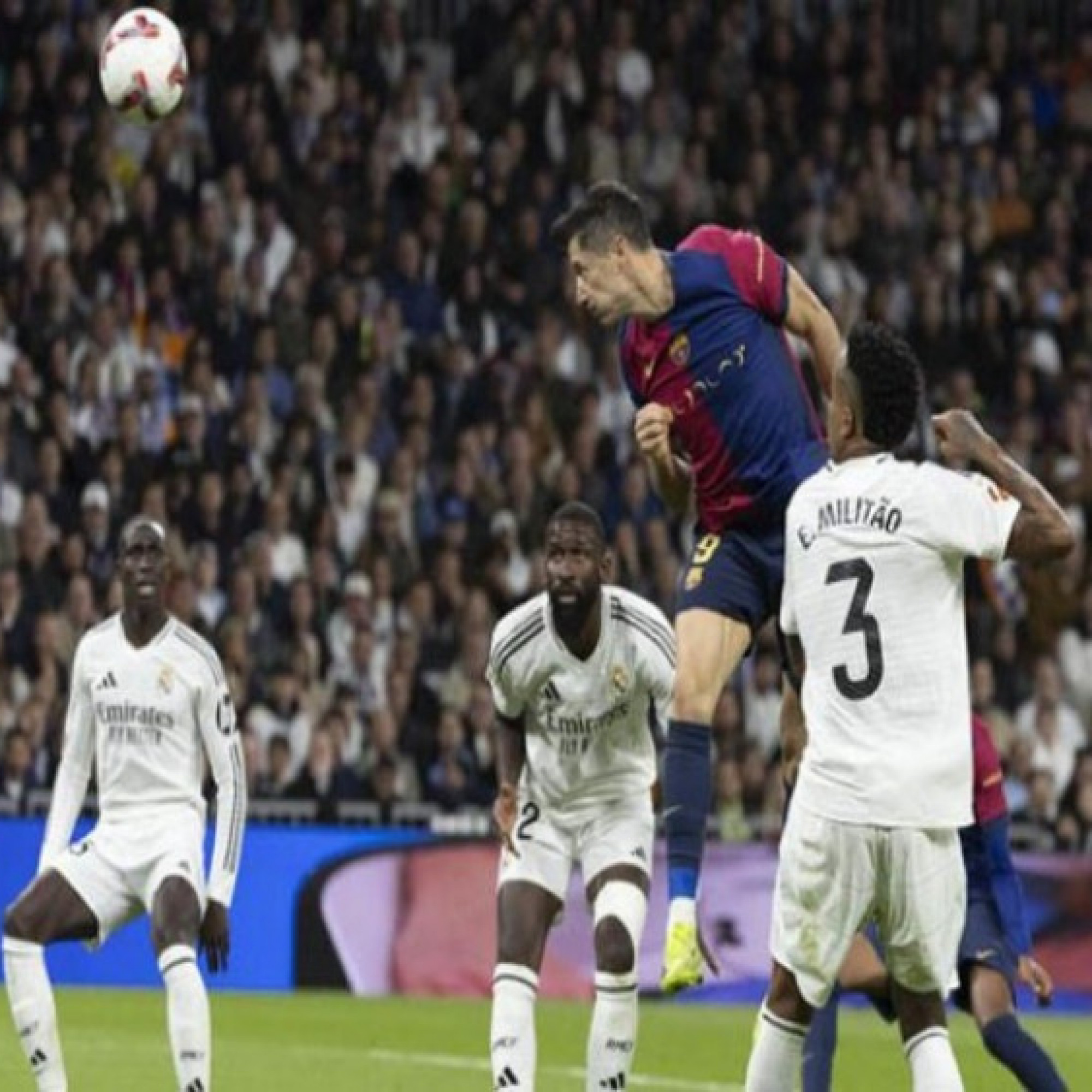  - Siêu kinh điển Barca - Real: Định mệnh giữa 2 đế chế, Ancelotti đặt cược canh bạc cuối