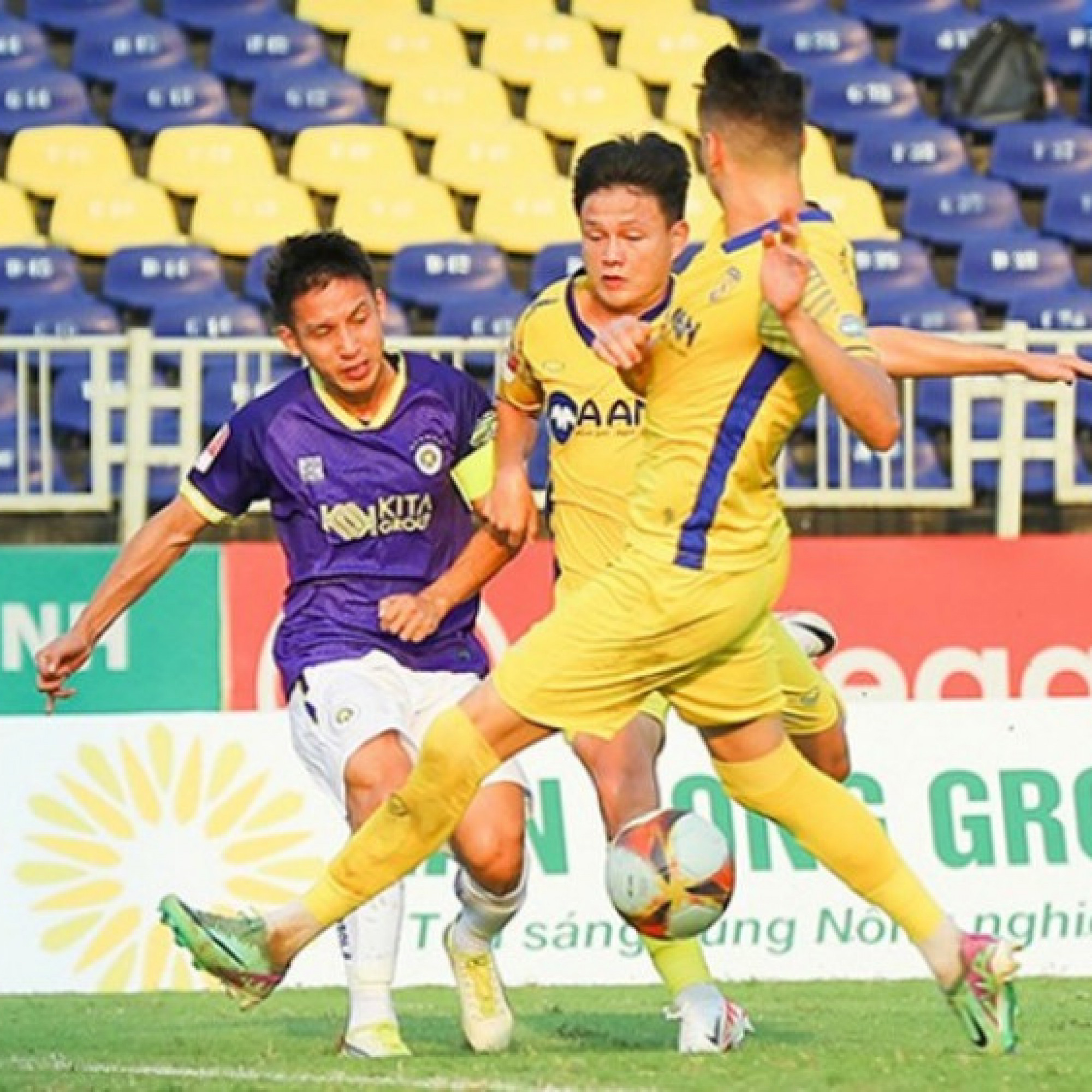 - Trực tiếp bóng đá SLNA - Hà Nội: 3 điểm để đua ngôi đầu (V-League)
