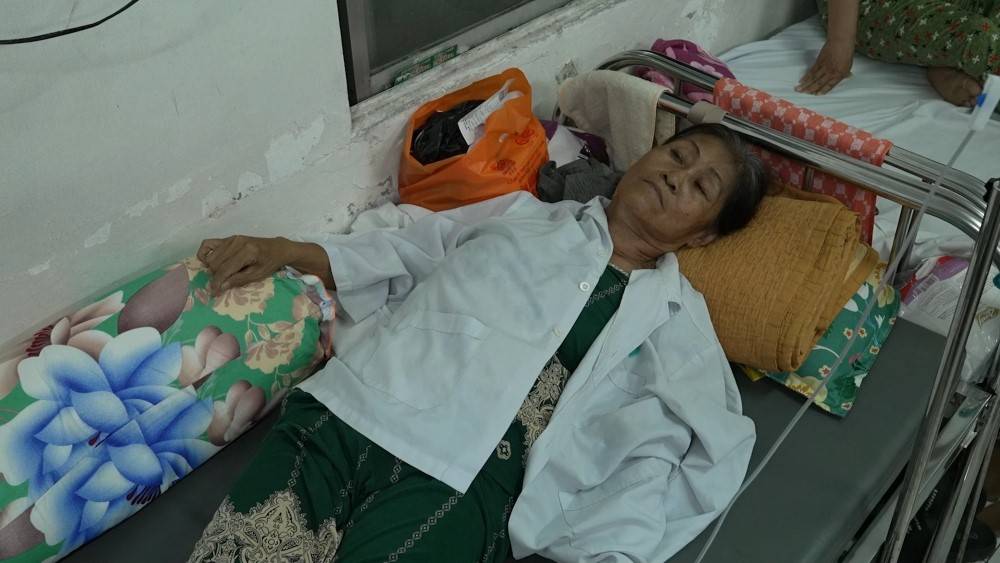 Mái ấm gia đình Việt: Dương Hồng Phúc, Mỹ Lệ và Đạt Long Vinh trích tiền túi tặng trẻ em mồ côi - 3