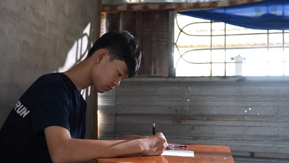 Mái ấm gia đình Việt: Dương Hồng Phúc, Mỹ Lệ và Đạt Long Vinh trích tiền túi tặng trẻ em mồ côi - 5