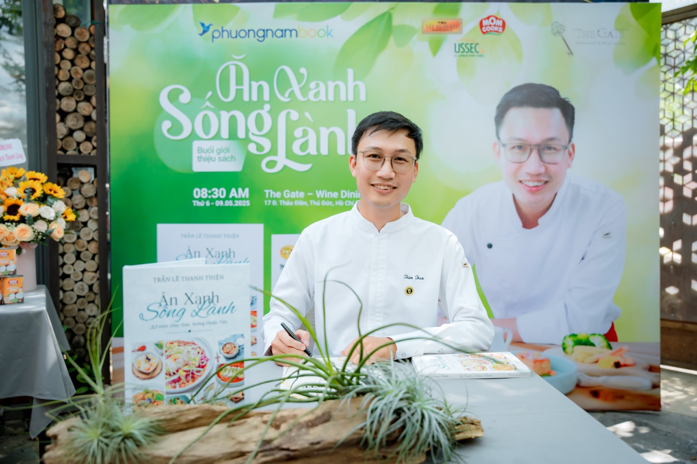 Ra mắt sách “Ăn xanh sống lành” - 1