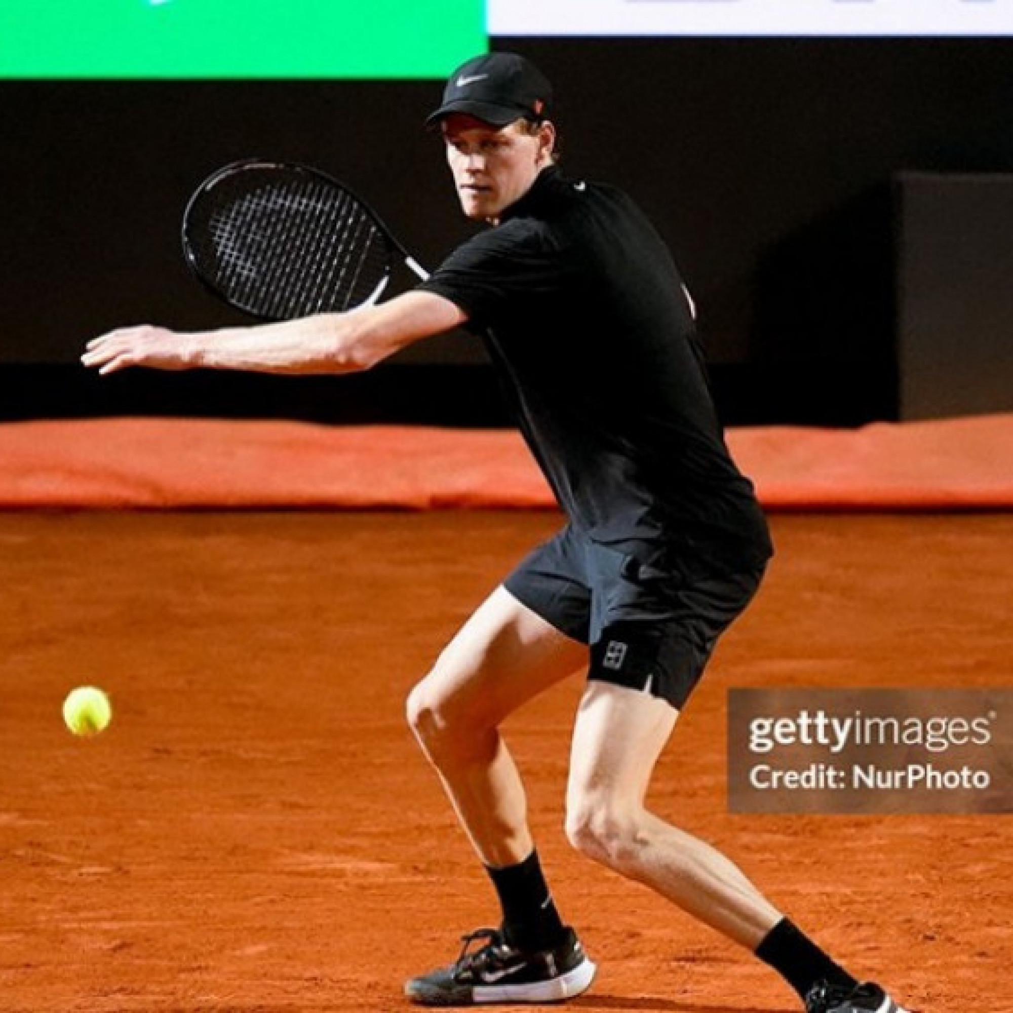  - Video tennis Sinner - Navone: Tái xuất ấn tượng (Rome Open)