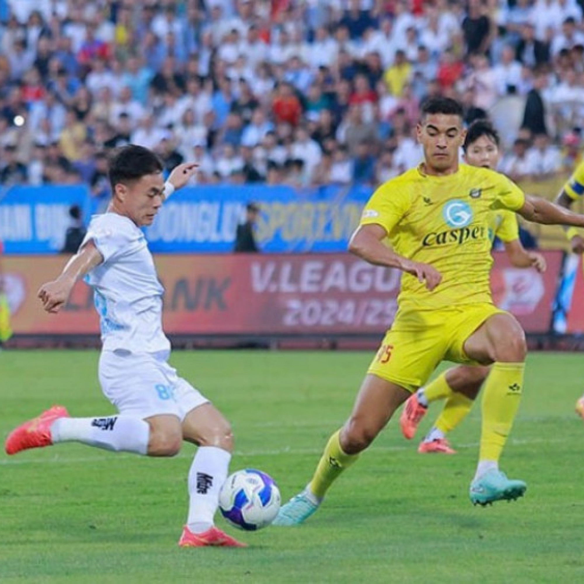  - Video bóng đá Nam Định - Thanh Hóa: "Phủ đầu" sắc lẹm, Hoàng Anh chói sáng (V-League)