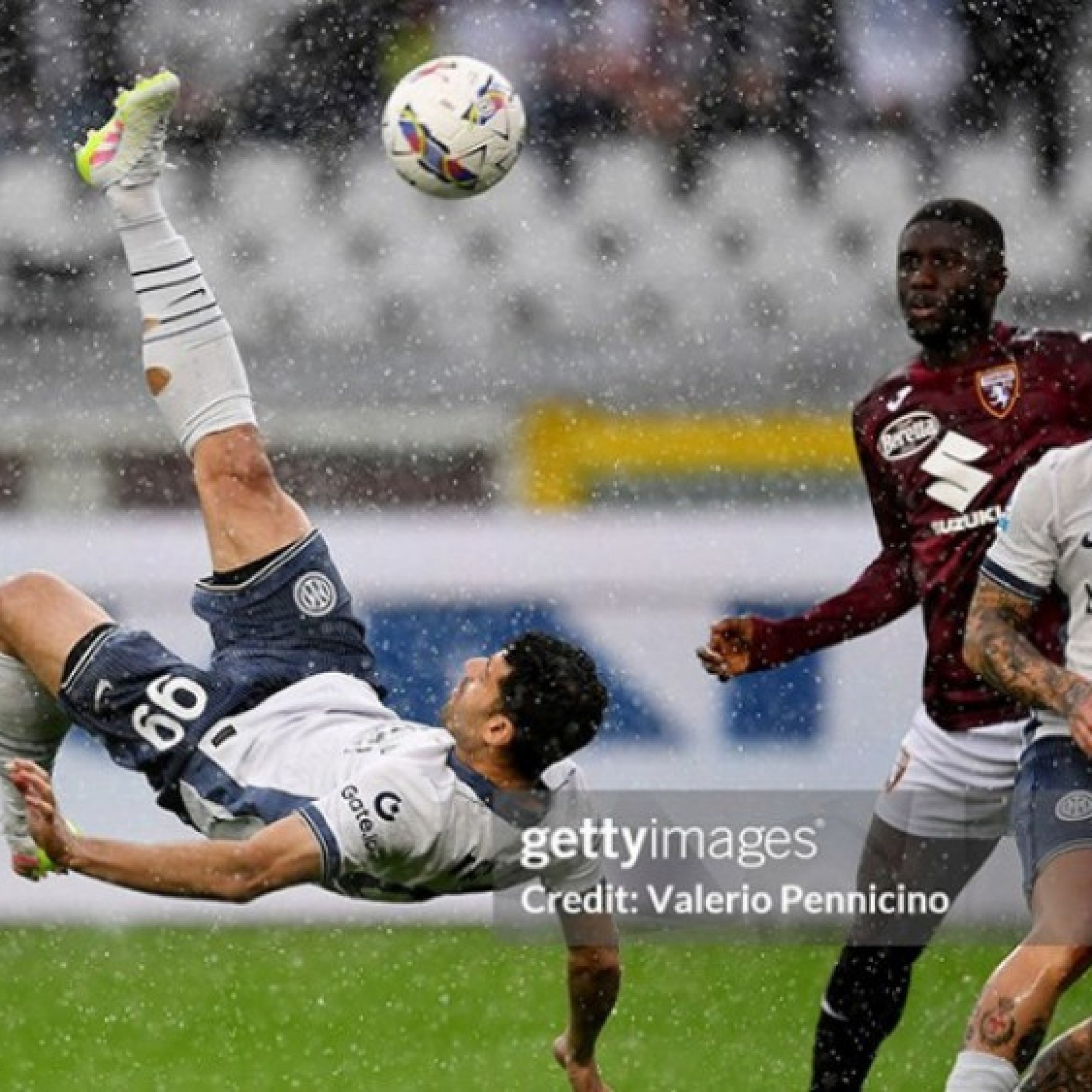  - Rực lửa vòng 36 Serie A: Sao trẻ ghi siêu phẩm, Inter Milan gây sức ép lên Napoli