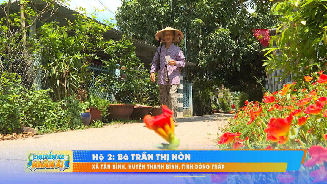 Chuyến xe nhân ái: Nước mắt người mẹ bệnh tai biến và ước mơ của cậu bé hiếu thảo - 3