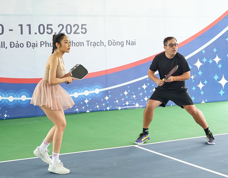 Hot girl Huyền Berry lần đầu vô địch pickleball, Bunny Thảo khoe vòng 2 lý tưởng - 5