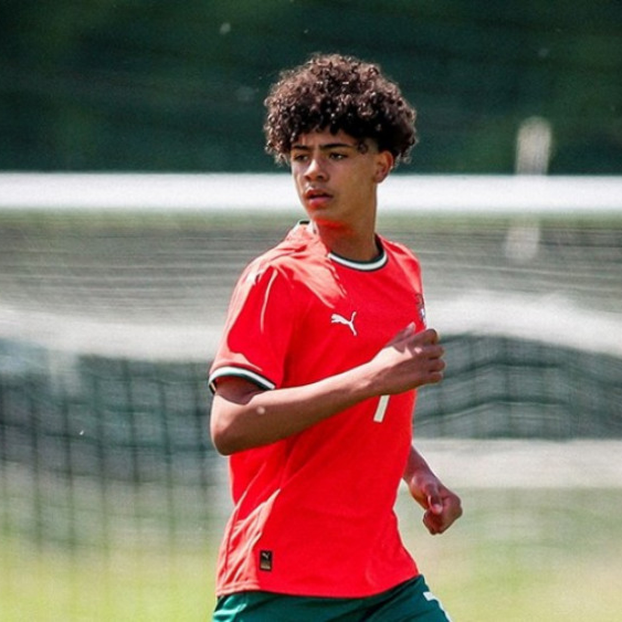  - MU "xem giò" con trai Ronaldo ra mắt U15 Bồ Đào Nha, CR7 gửi lời nhắn xúc động