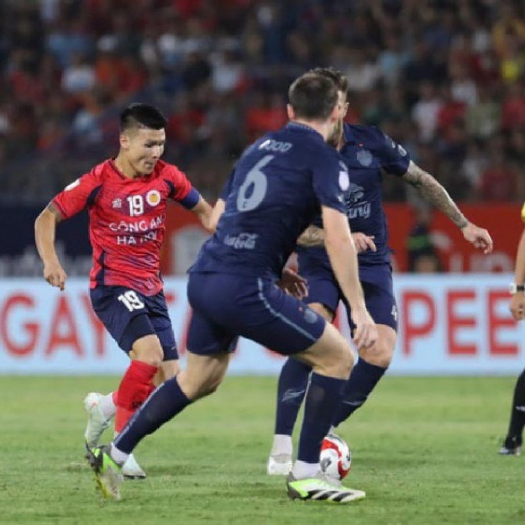  - Video bóng đá Công an Hà Nội - Buriram: 4 bàn rượt đuổi hấp dẫn (Cúp C1 Đông Nam Á)