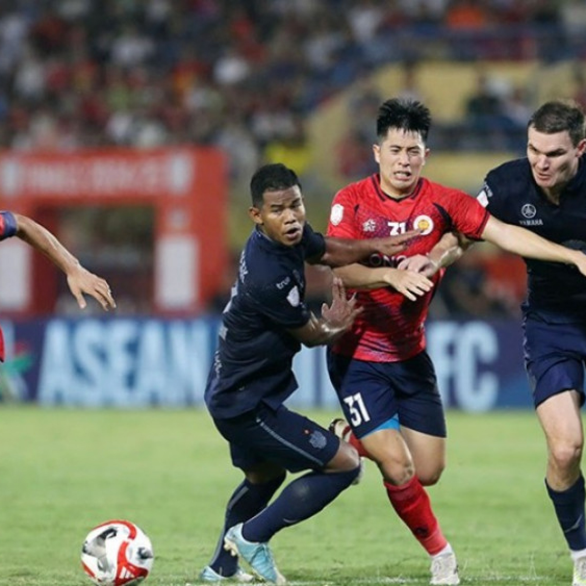  - Công an HN bị cầm hòa 2-2, HLV Polking & Quang Hải muốn vô địch C1 Đông Nam Á trên đất Thái