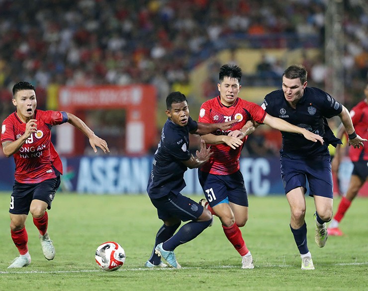 Công an HN bị cầm hòa 2-2, HLV Polking & Quang Hải muốn vô địch C1 Đông Nam Á trên đất Thái - 2
