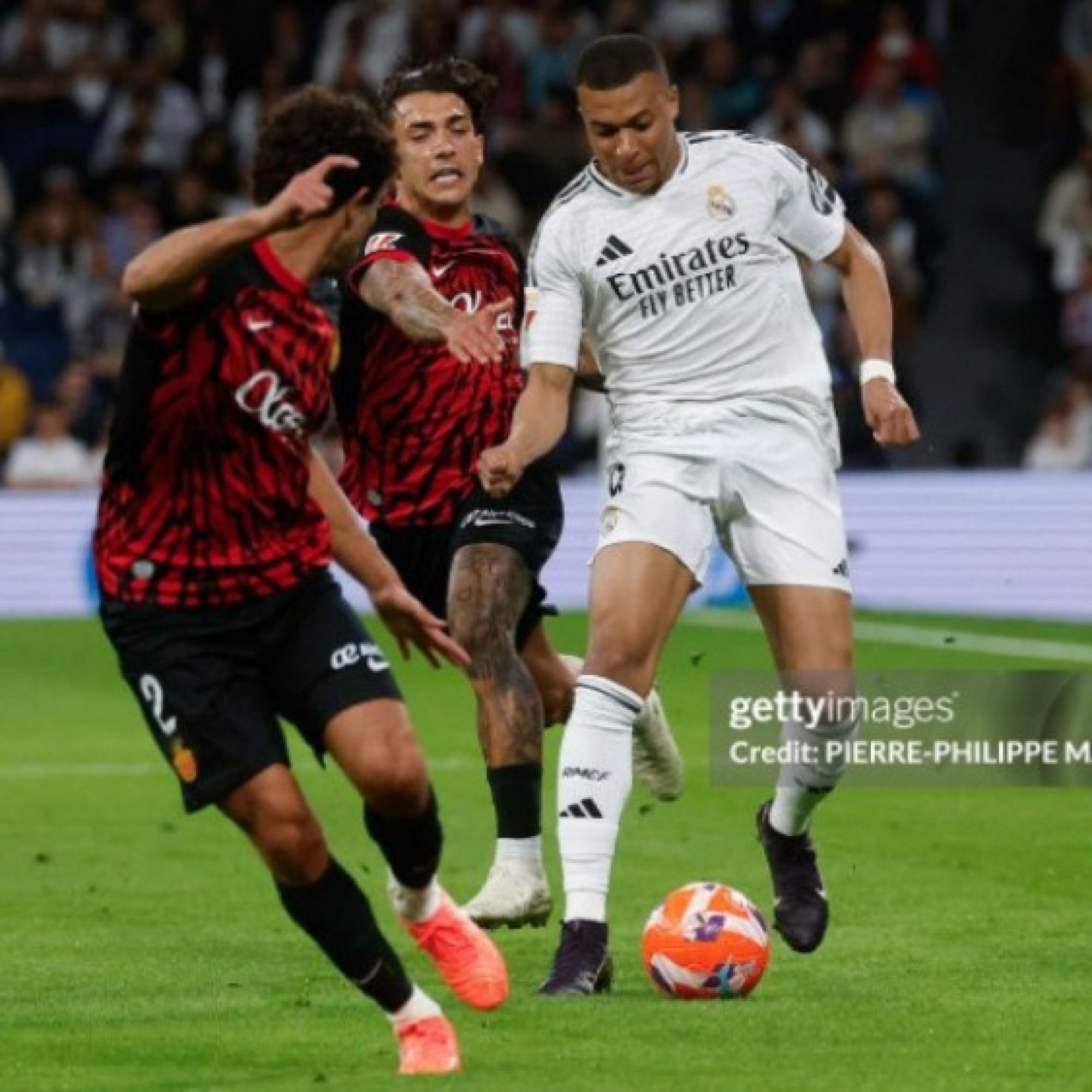  - Video bóng đá Real Madrid - Mallorca: "Người nhện" bất ngờ "lên đồng" (La Liga)