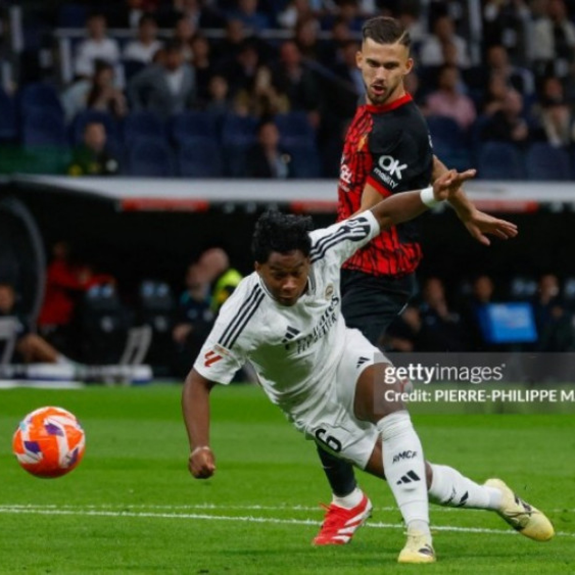  - Real Madrid vất vả trước Mallorca: Nhà giàu "cũng khóc"