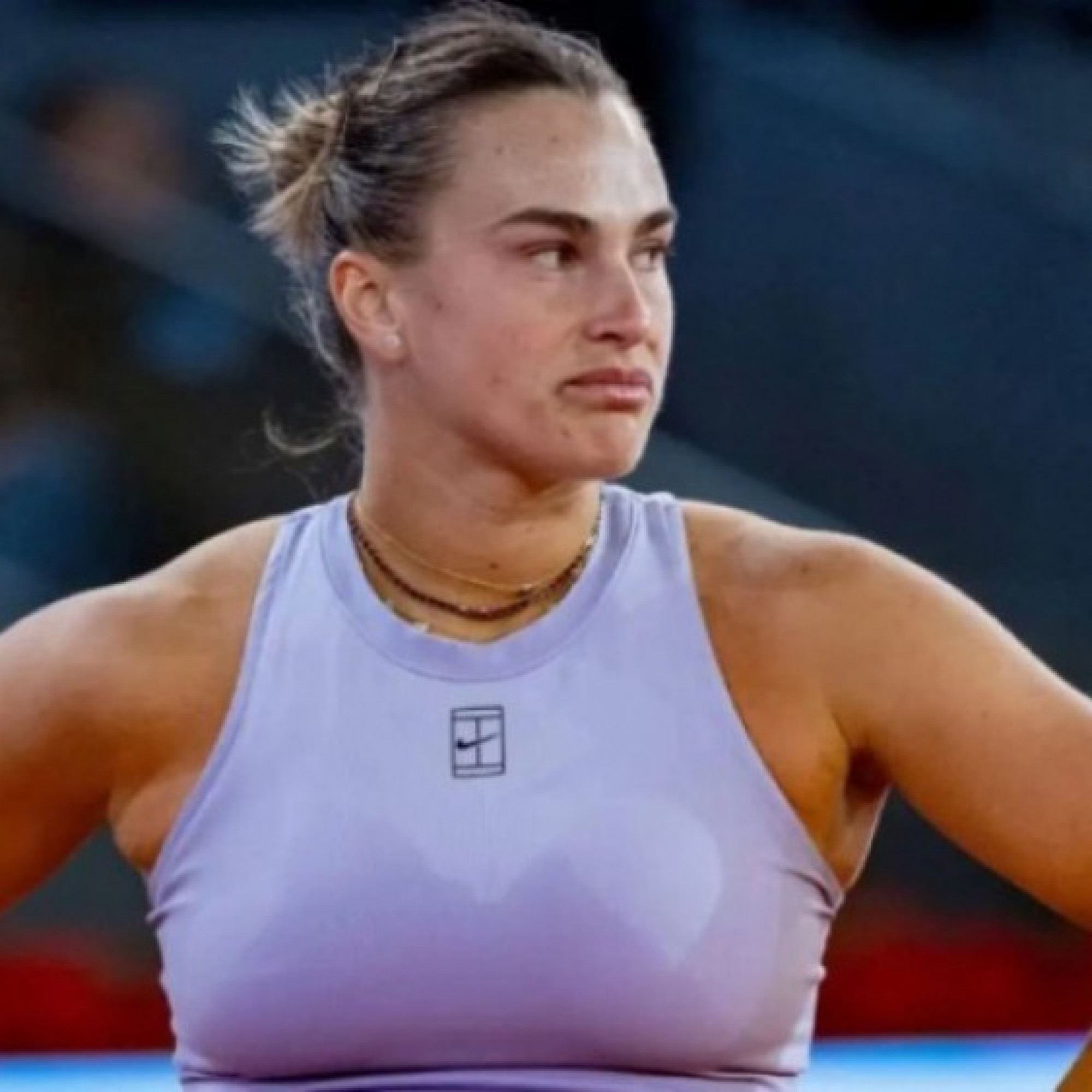  - "Nữ hoàng tennis" Sabalenka "chửi thề" với người lạ, bị thua sốc ở Rome Open 2025
