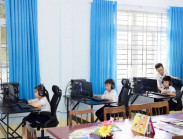 Trao tặng thư viện chuyển đổi số hơn 100 triệu cho Trường Tiểu học Vĩnh Hy