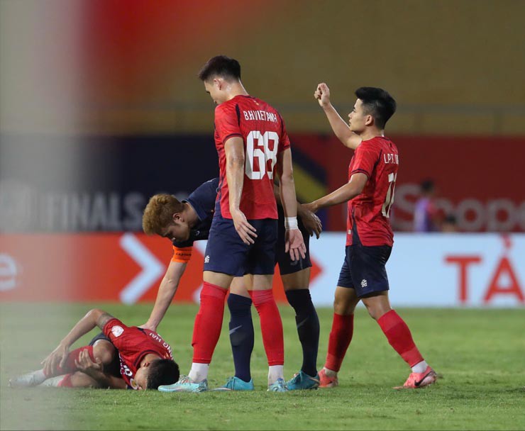 Tin mới nhất bóng đá tối 15/5: Salah tranh giải Cầu thủ hay nhất Ngoại hạng Anh với 7 sao - 5