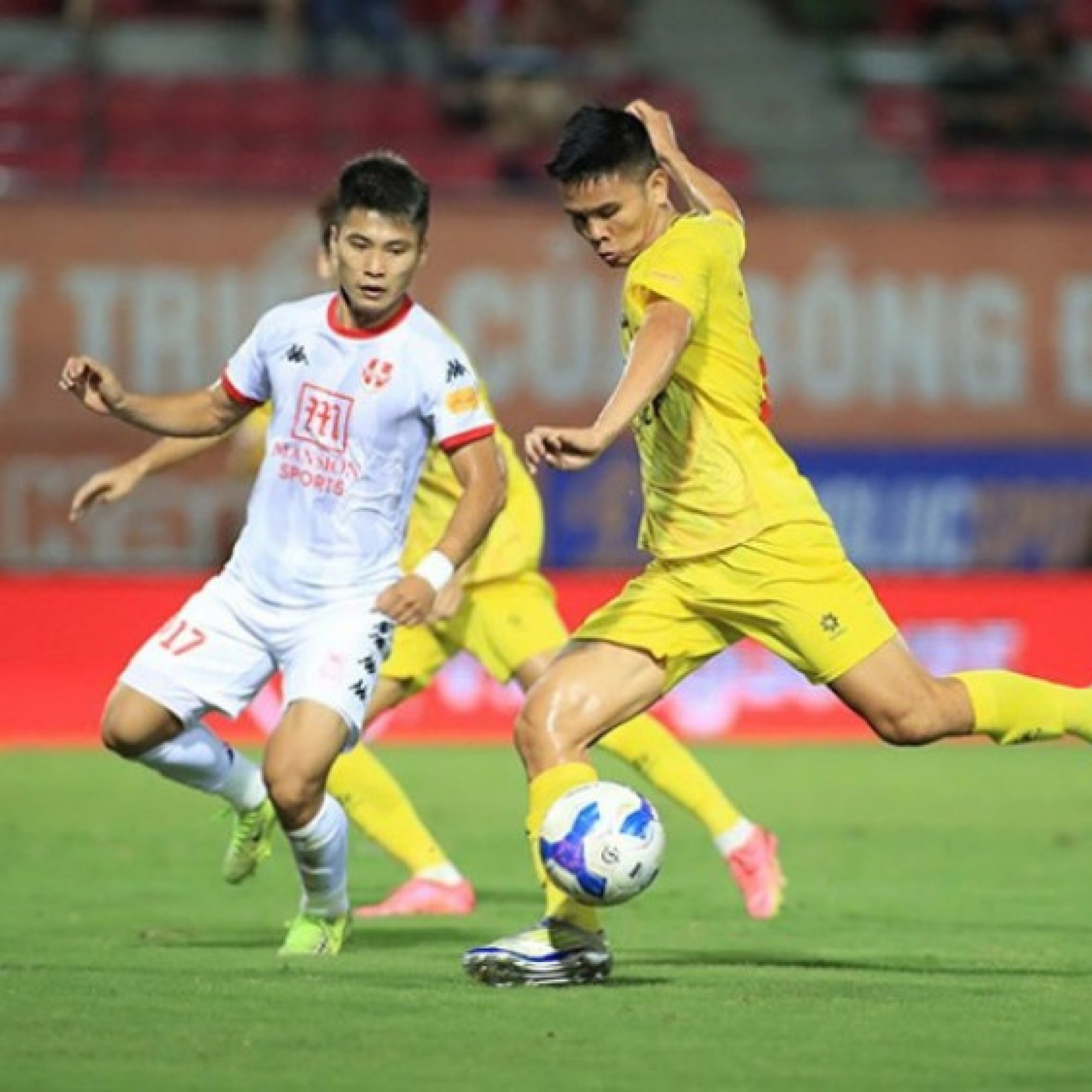  - Video bóng đá Hải Phòng - Thanh Hóa: Siêu phẩm mở điểm, kịch tính 3 bàn (V-League)