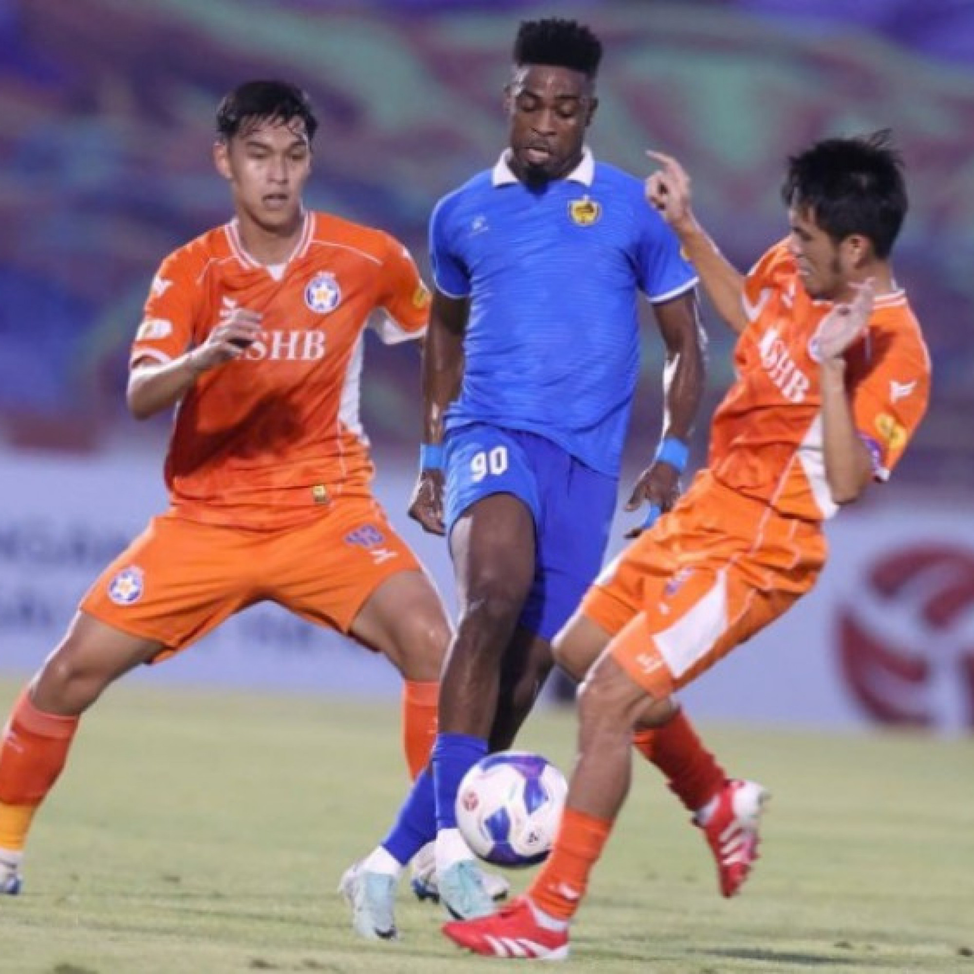  - Video bóng đá Đà Nẵng - Quảng Nam: Thẻ đỏ sớm và kịch bản ngỡ ngàng (V-League)