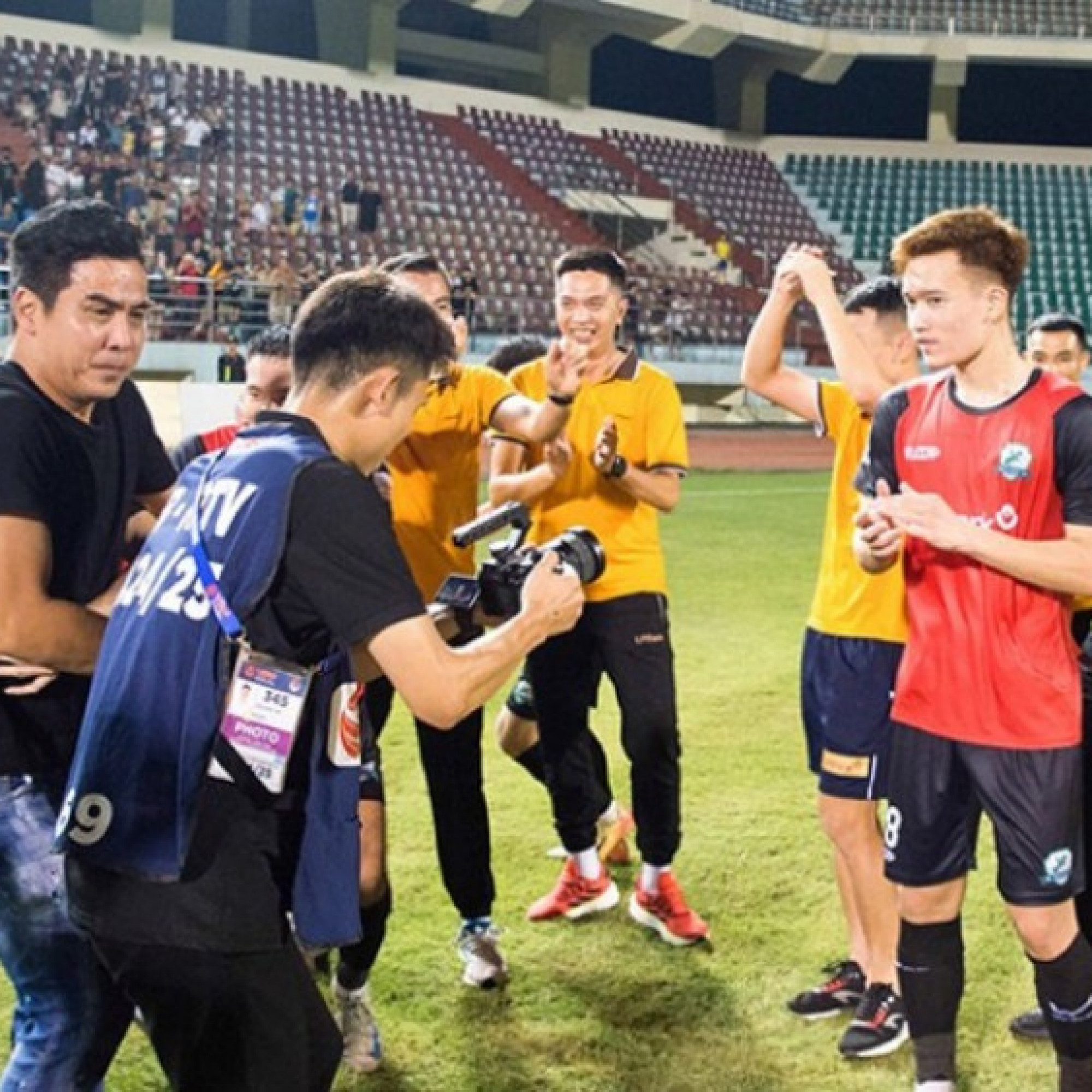  - Ninh Bình vô địch giải hạng Nhất sớm 3 vòng đấu, sắp khuynh đảo V-League?