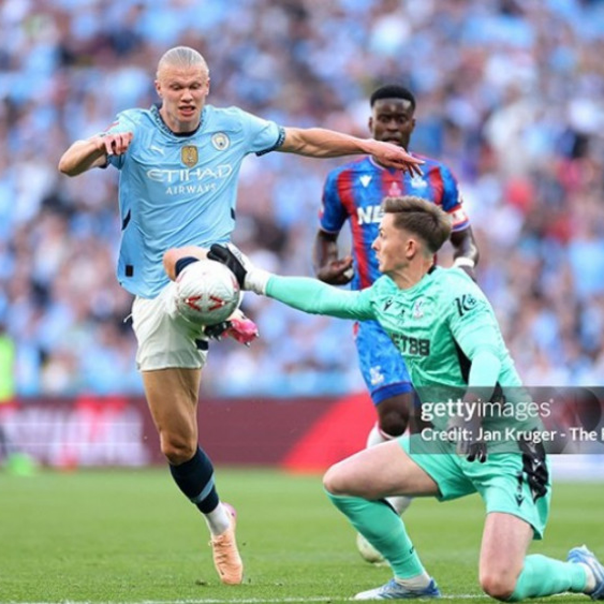  - Kết quả bóng đá Crystal Palace - Man City: "Man xanh" lâm nguy (Chung kết FA Cup)
