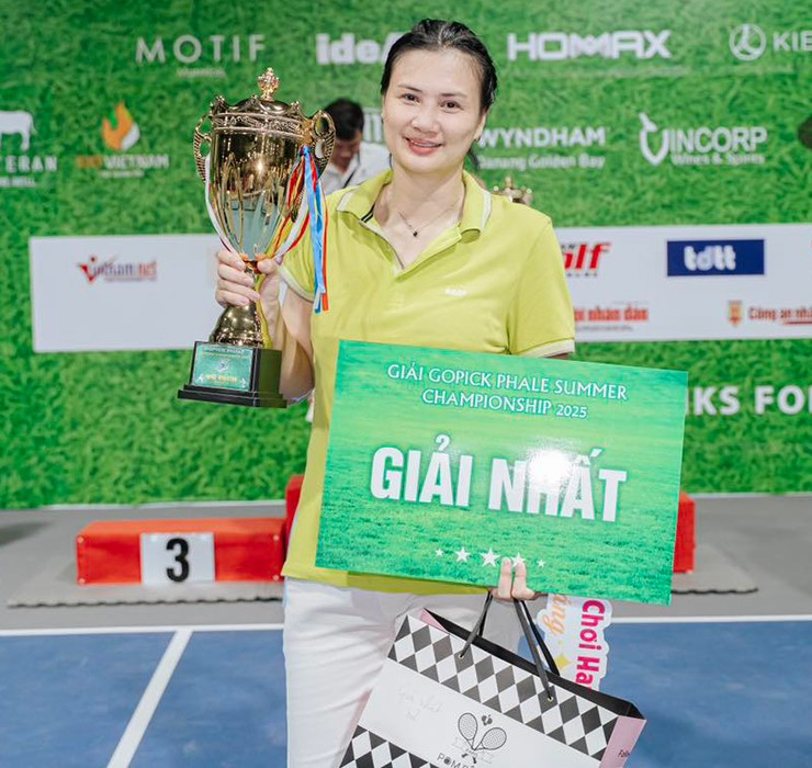 Người đẹp bóng chuyền Kim Huệ bị giục lấy chồng, Thông tin vô địch giải trẻ quốc gia - 2