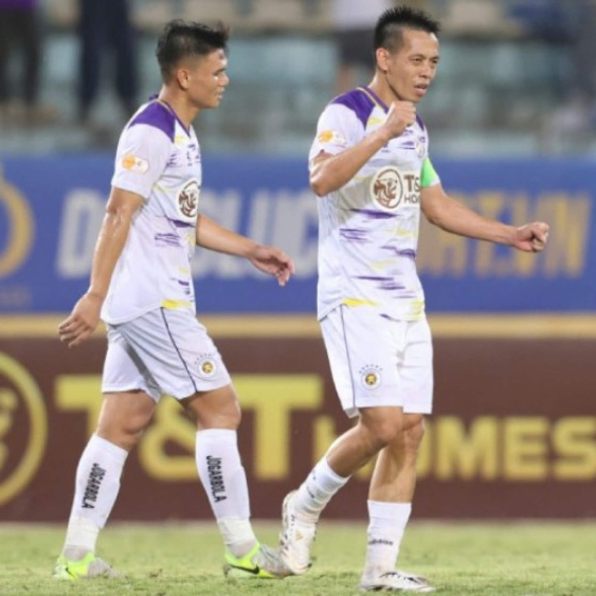  - Video bóng đá Hà Nội - TP.HCM: Thế trận đảo chiều, Văn Quyết rực sáng (V-League)