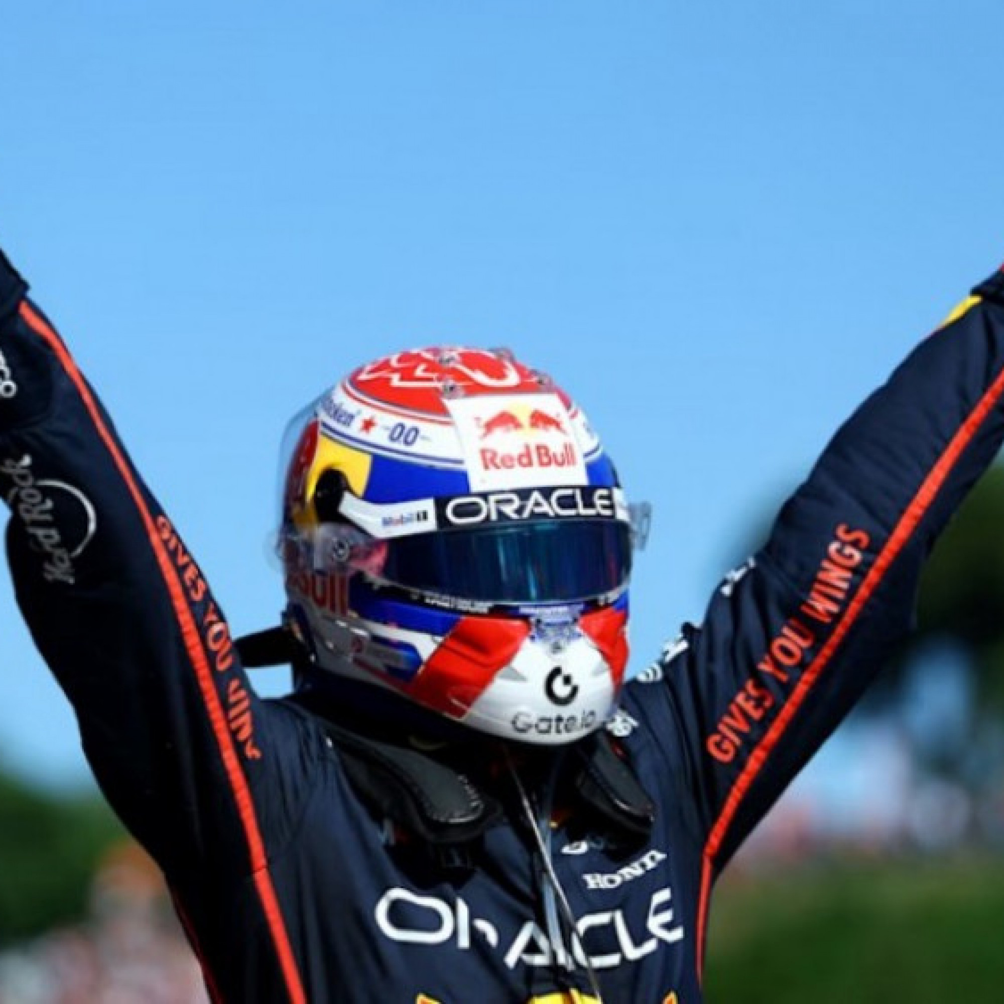  - Đua xe F1, Emilia Romagna GP: Verstappen trở lại, đả bại cặp đôi của McLaren