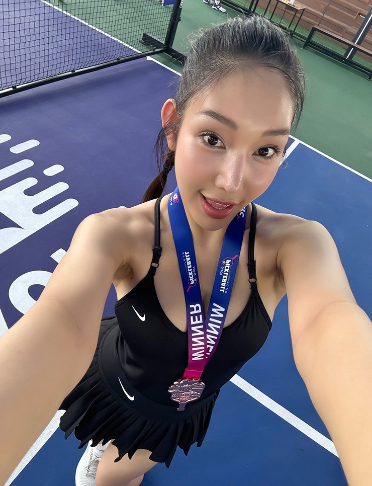 Hot girl Huyền Berry lại có danh hiệu pickleball, đọ tài dàn mỹ nhân tại D-Joy Tour - 4