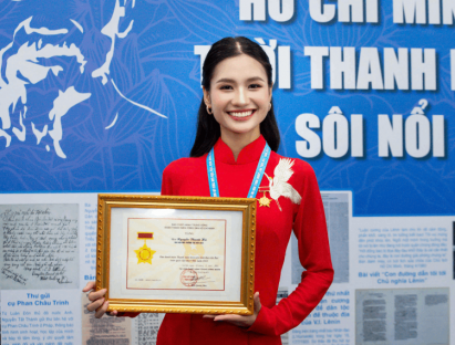  - Hoa hậu Nguyễn Thanh Hà: 'Tôi học Bác từ những điều giản dị nhất'