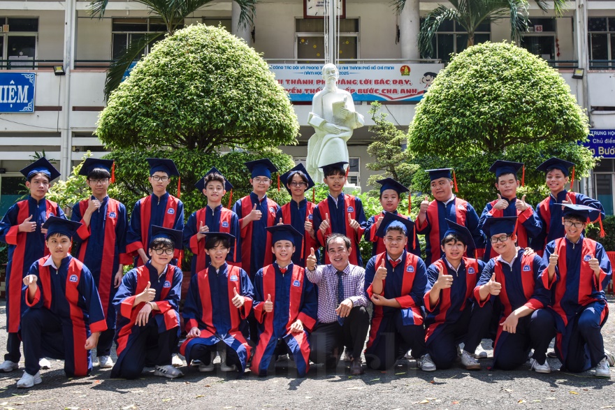 Tạm biệt nhé, năm tháng của tuổi 15 - 2