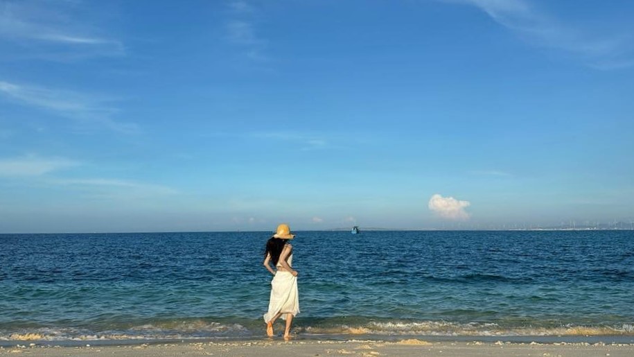 Dừng chân cắm trại trên hòn Cù Lao Câu đầy nắng và gió - 9