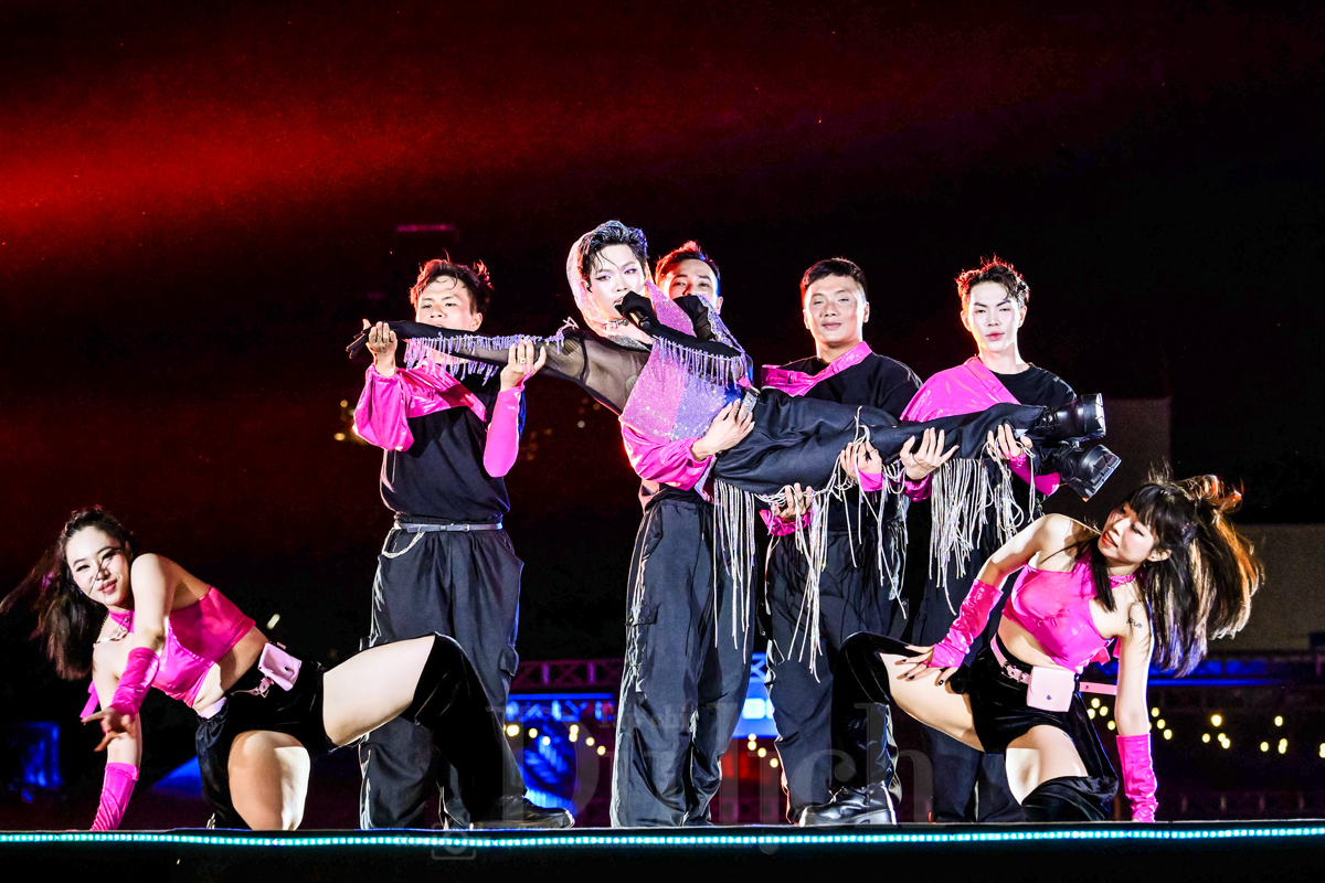 V-Fest 2025 – Vỡ òa cảm xúc cùng sân khấu âm nhạc không giới hạn - 4