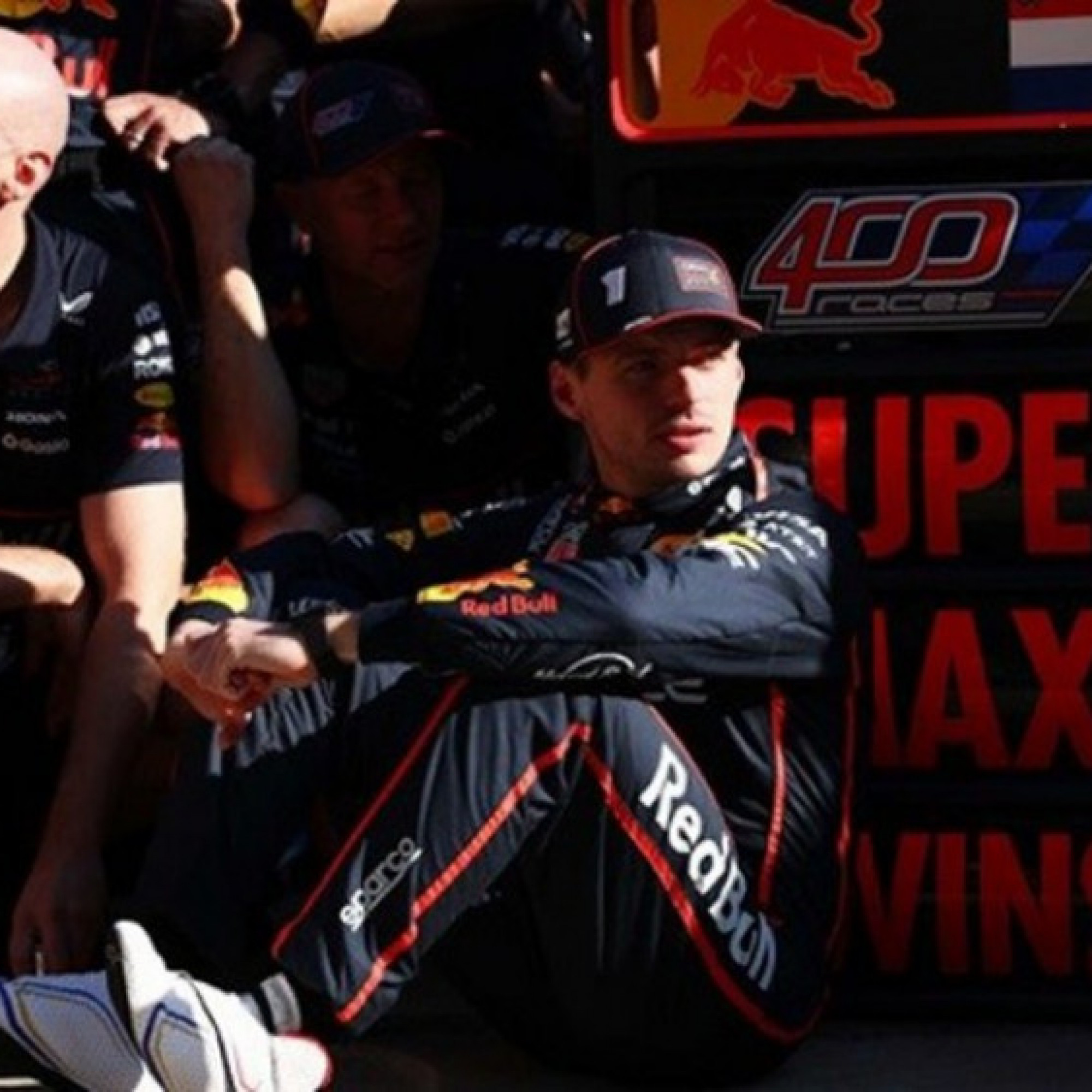  - Đua xe F1, Emilia-Romagna GP: Verstappen lập kỷ lục ở chặng đua thứ 400 của Red Bull
