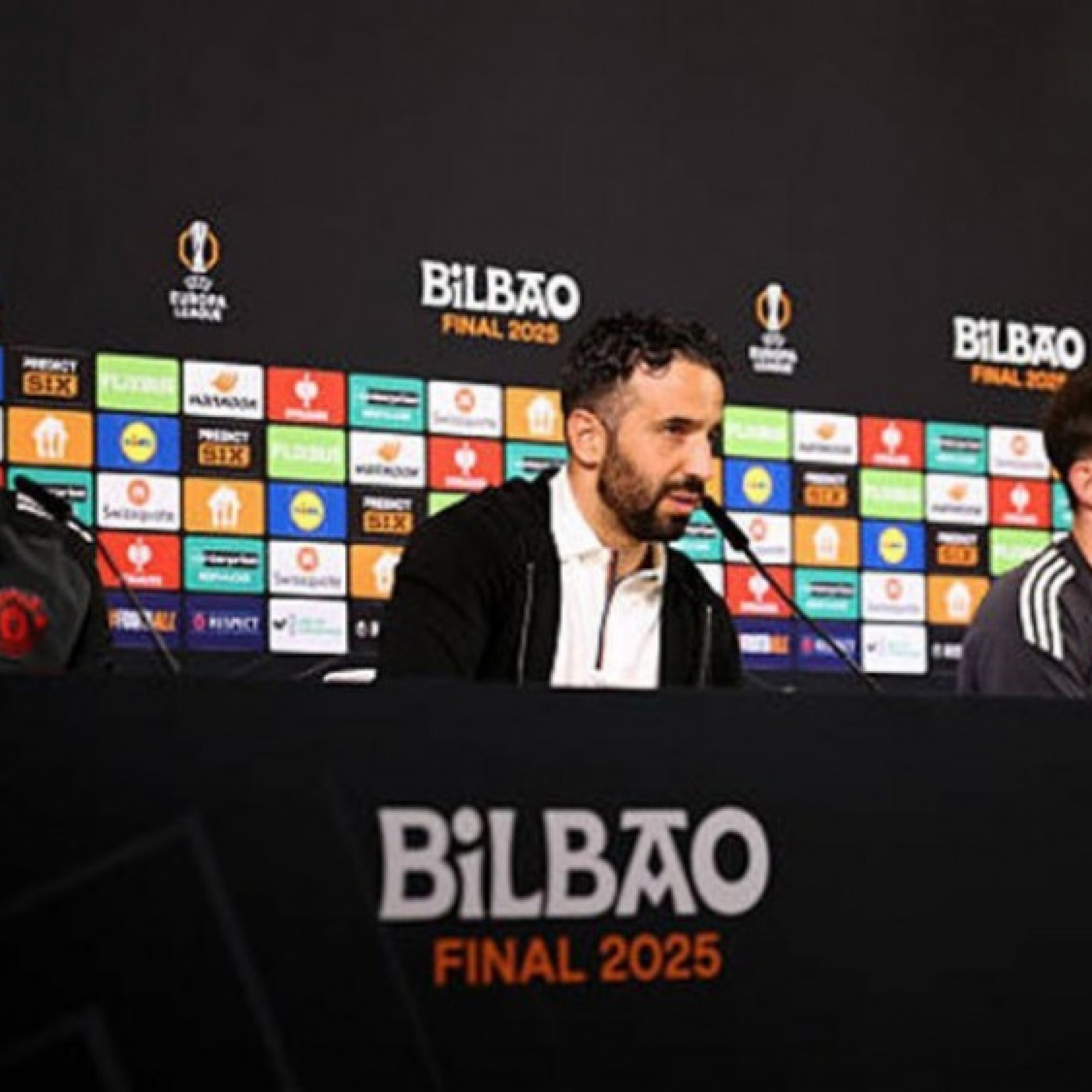  - Họp báo MU đấu chung kết Europa League: HLV Amorim bàn về khả năng đá hiệp phụ, không lo mất việc
