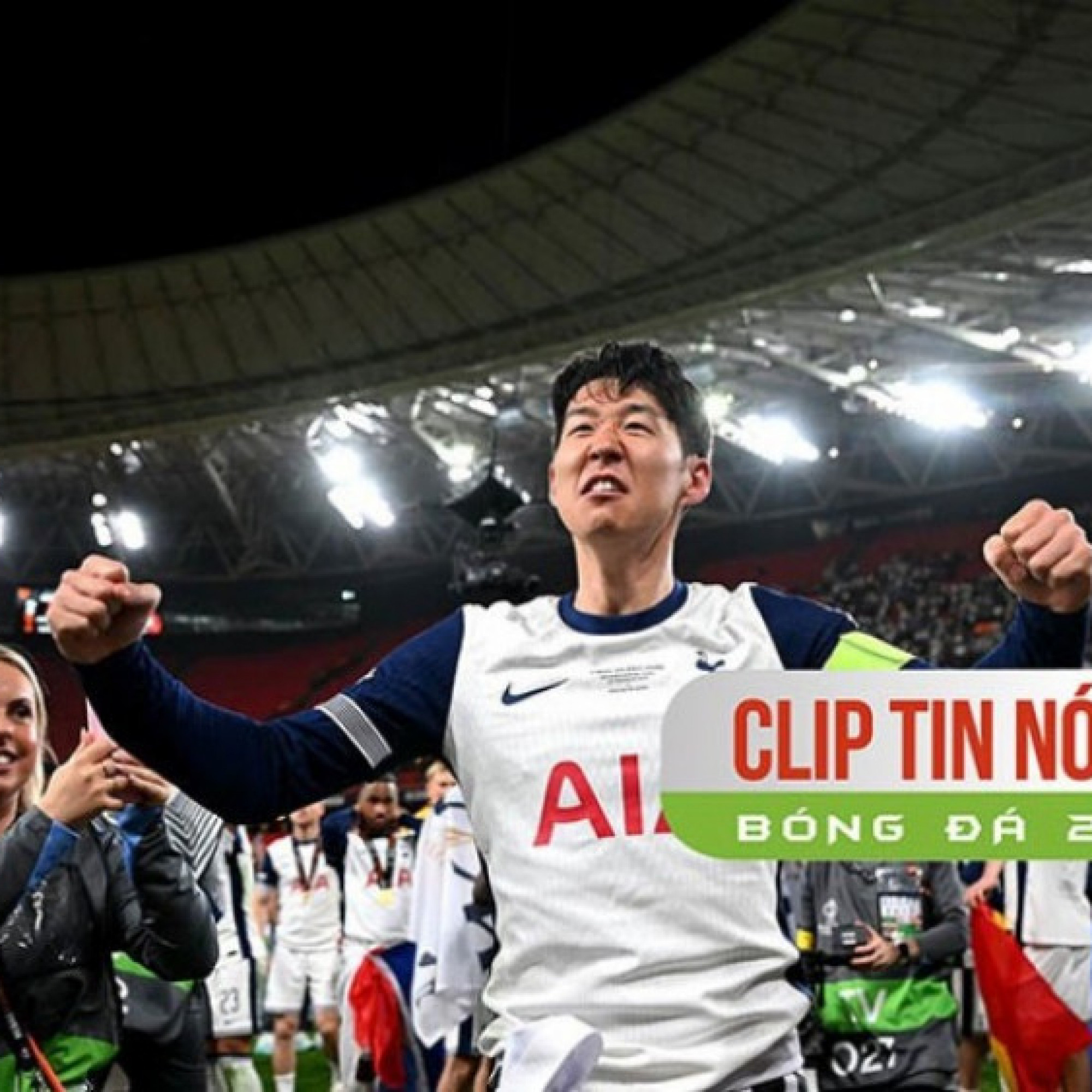  - Son Heung Min vô địch Europa League, cùng bạn thân Harry Kane "giải vía" (Clip tin nóng)