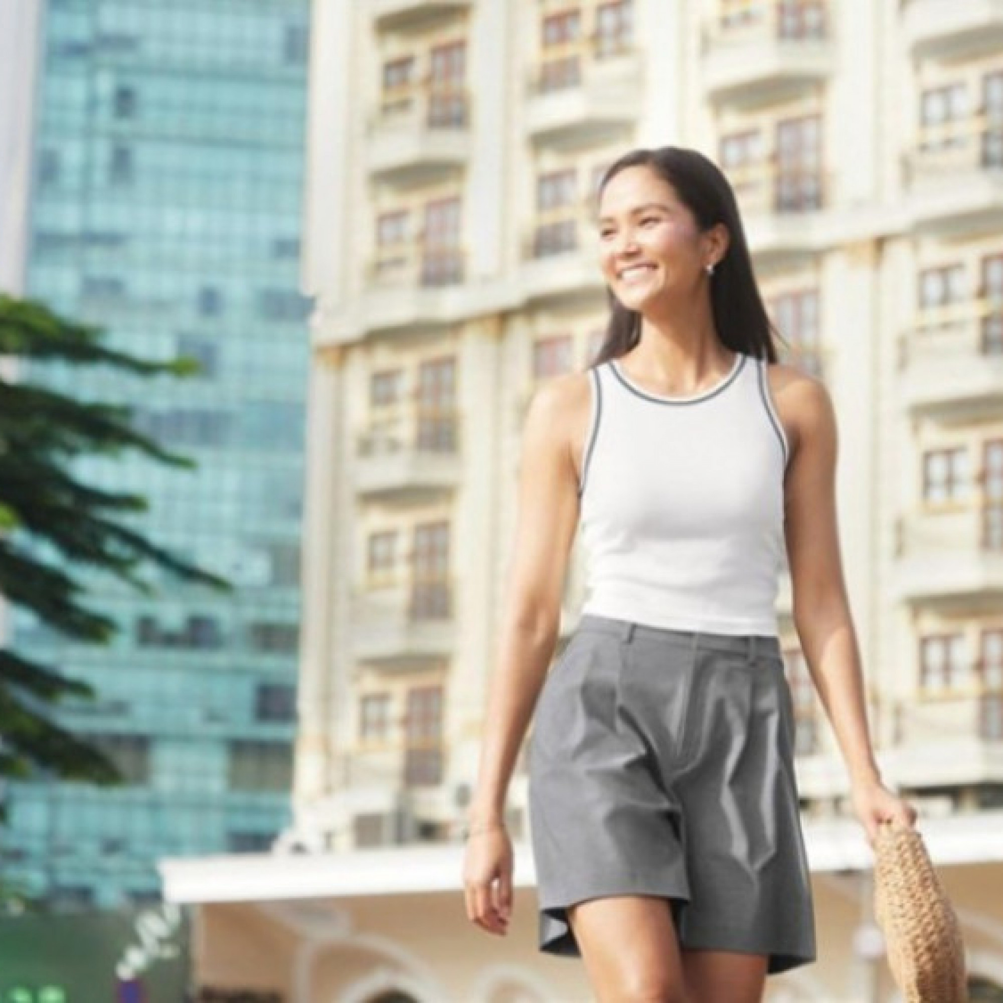  - UNIQLO cùng Tuần Lễ Cảm Ơn kích cầu mua sắm giai đoạn giữa năm