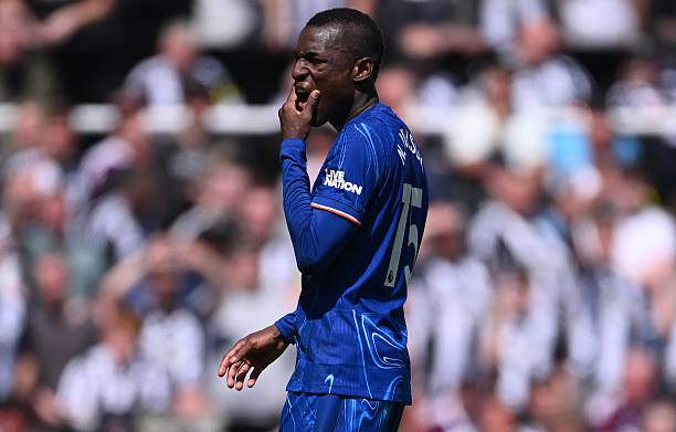 Ngày "phán quyết" top 5 Ngoại hạng Anh: Chelsea & Newcastle đau đầu tiền đạo - 1