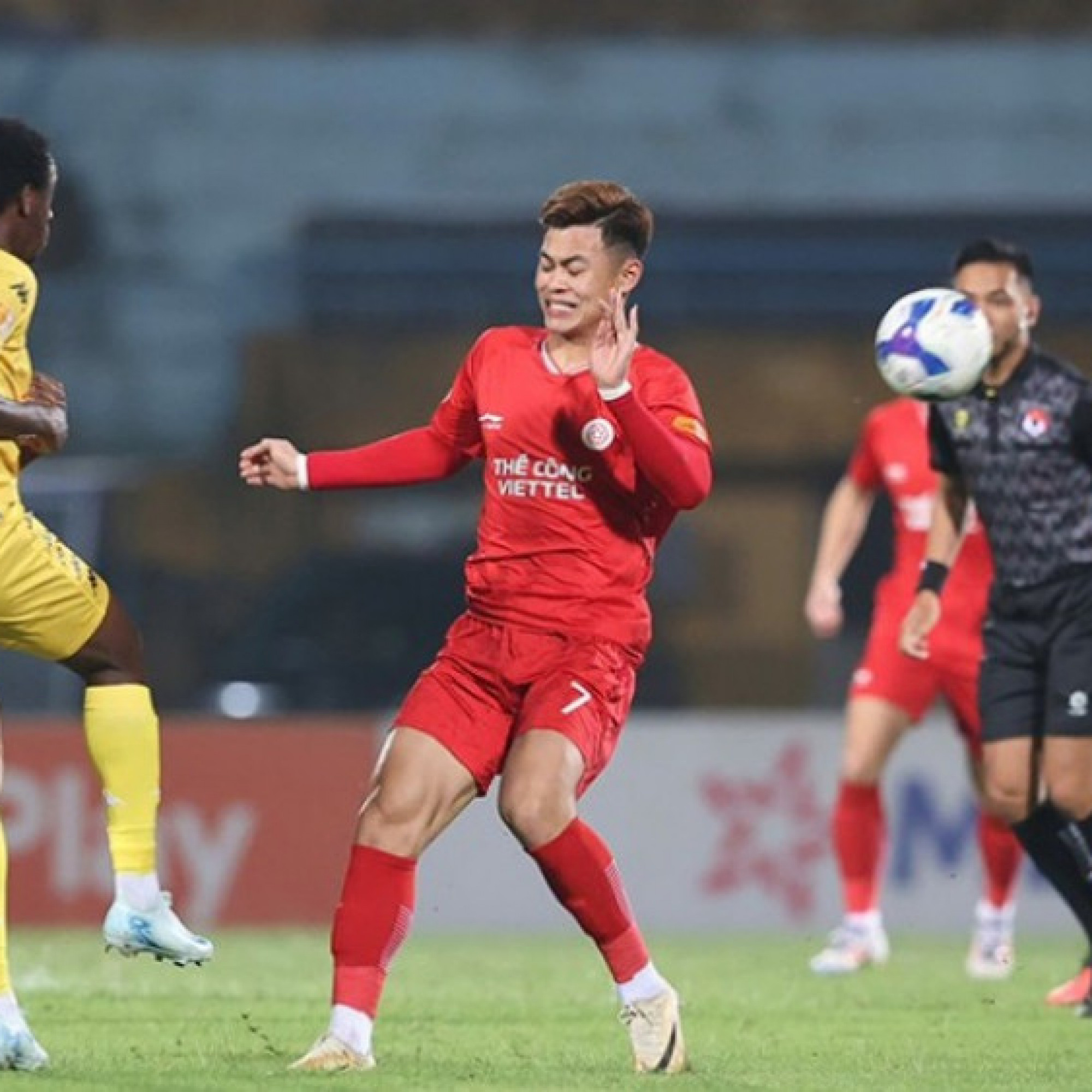  - Video bóng đá Thể Công - Hải Phòng: Bùng nổ hiệp 2, đỉnh cao thay người (V-League)