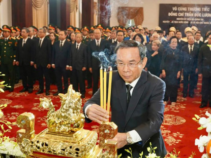  - TP.HCM tổ chức lễ viếng nguyên Chủ tịch nước Trần Đức Lương