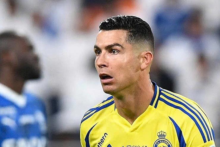 Ronaldo được FIFA hậu thuẫn đá với Messi ở Club World Cup, Al Nassr đòi giảm nửa lương - 2