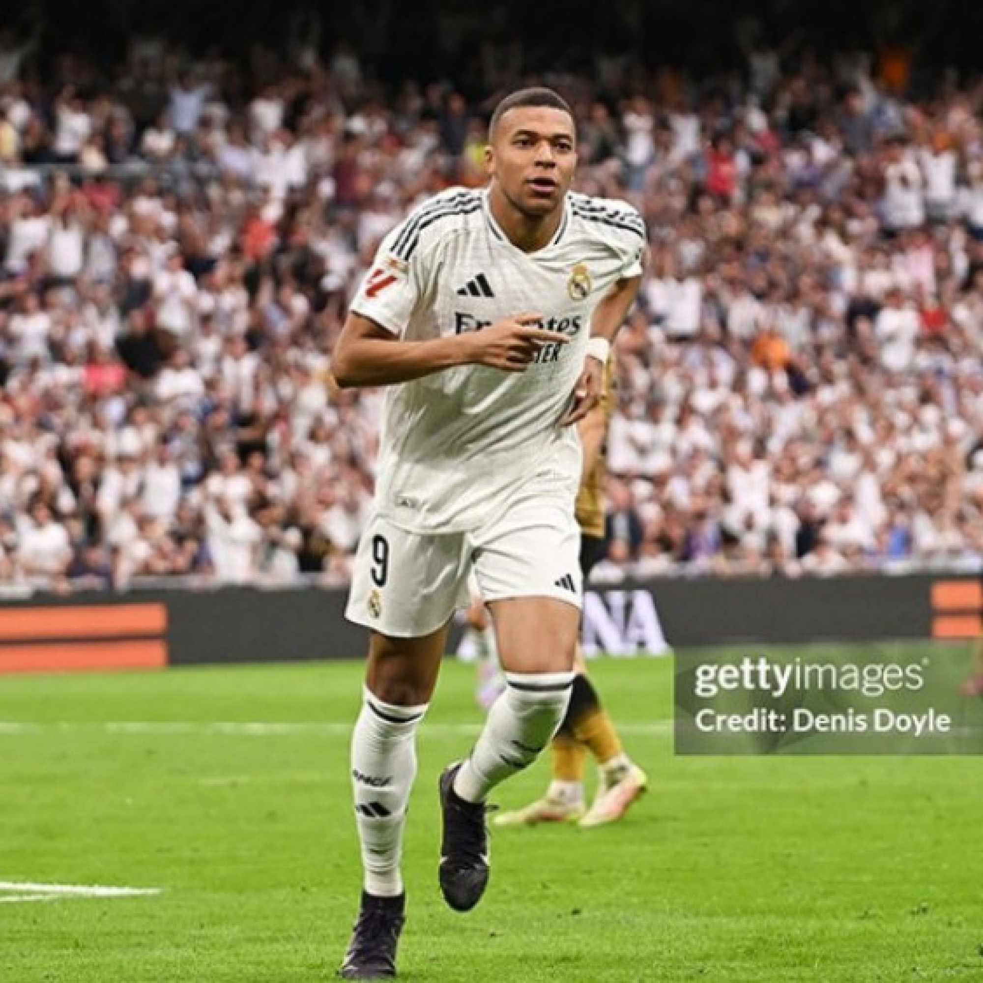  - Mbappe lập kỷ lục sánh ngang Ronaldo - Messi, từ chối nhường penalty cho Modric