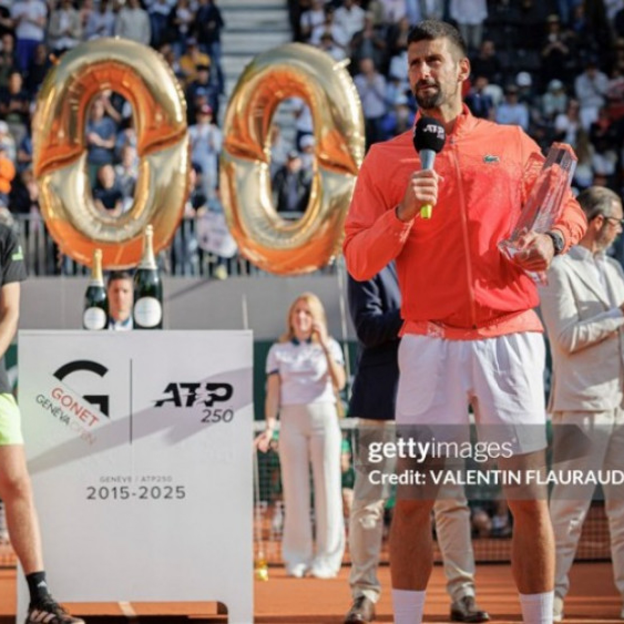  - Djokovic đi vào lịch sử sau danh hiệu thứ 100, tự tin chinh phục Grand Slam thứ 25