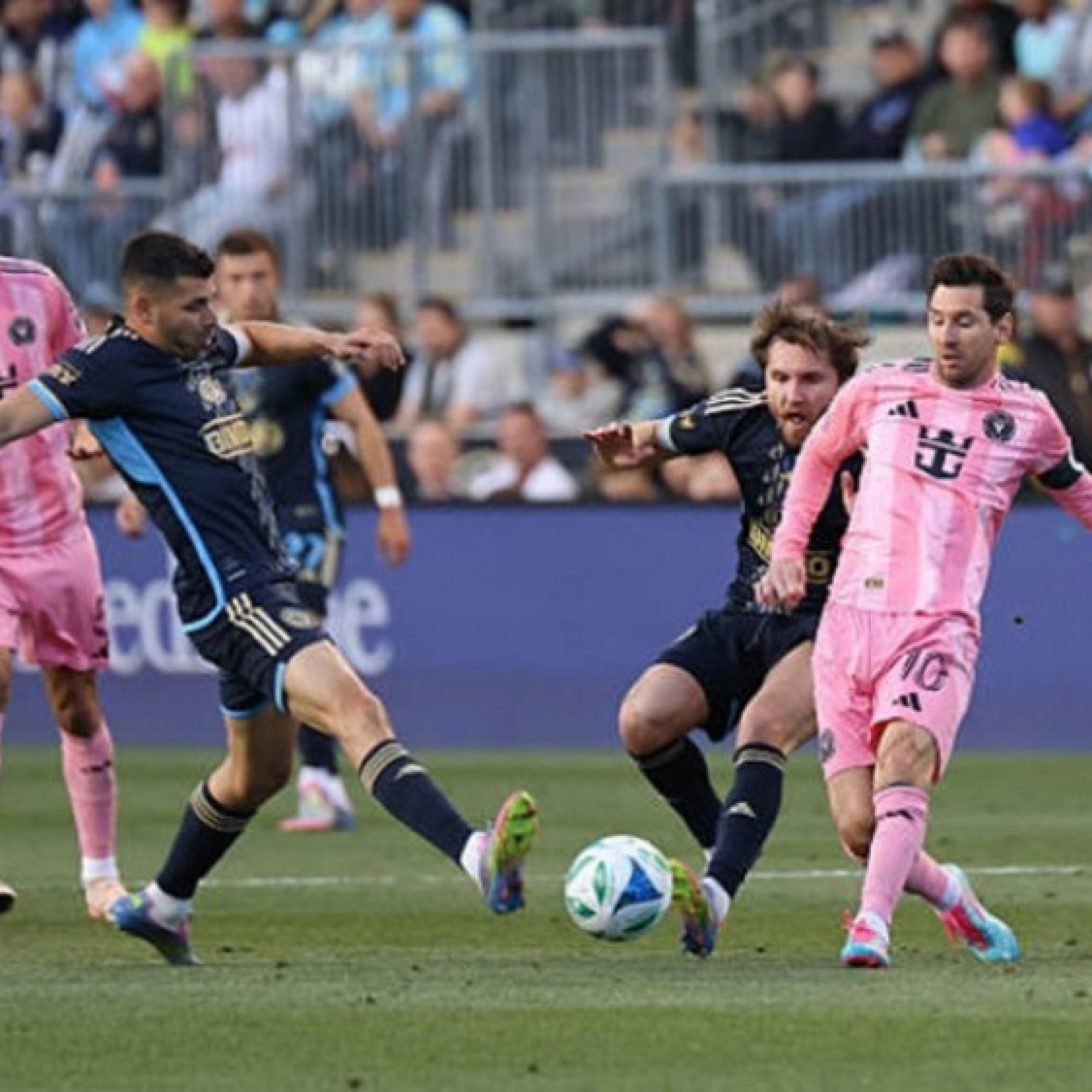  - Video bóng đá Philadelphia Union - Inter Miami: Messi đá phạt, giải cứu ngoạn mục (MLS)