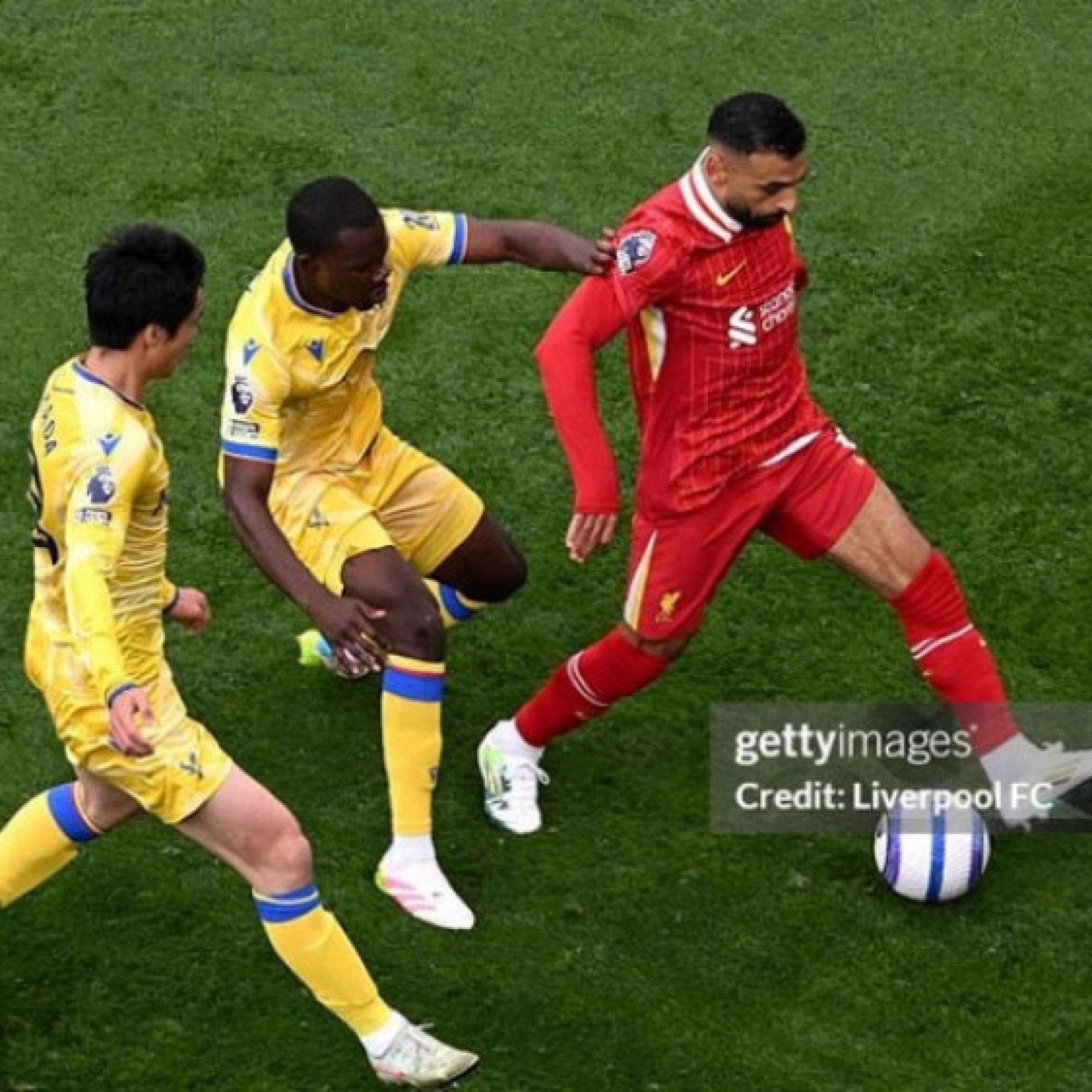  - Video bóng đá Liverpool - Crystal Palace: Đội khách gây bất ngờ (Ngoại hạng Anh)