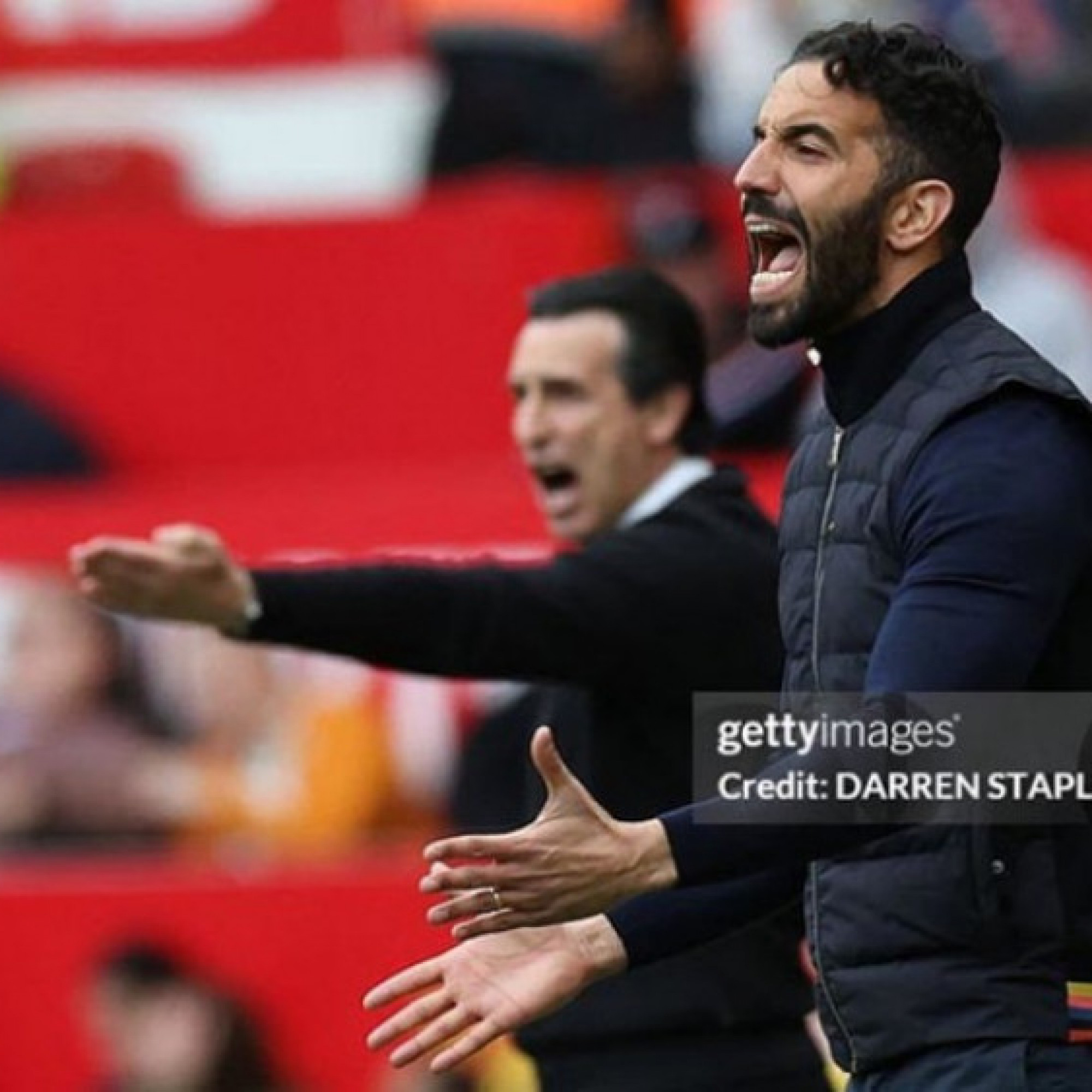  - MU hạ Aston Villa: HLV Amorim vẫn nói lời xin lỗi, Emery chỉ trích trọng tài
