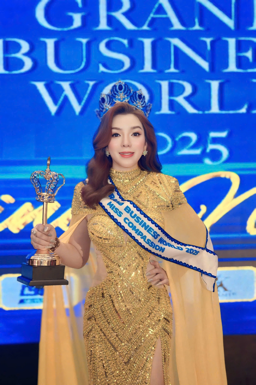 Đại diện Việt Nam giành danh hiệu Hoa hậu Nhân ái tại Miss Grand Business World 2025 - 1