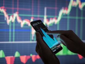  - VN-Index vượt 1.300 điểm nhưng vì sao nhiều nhà đầu tư vẫn chưa “về bờ”?