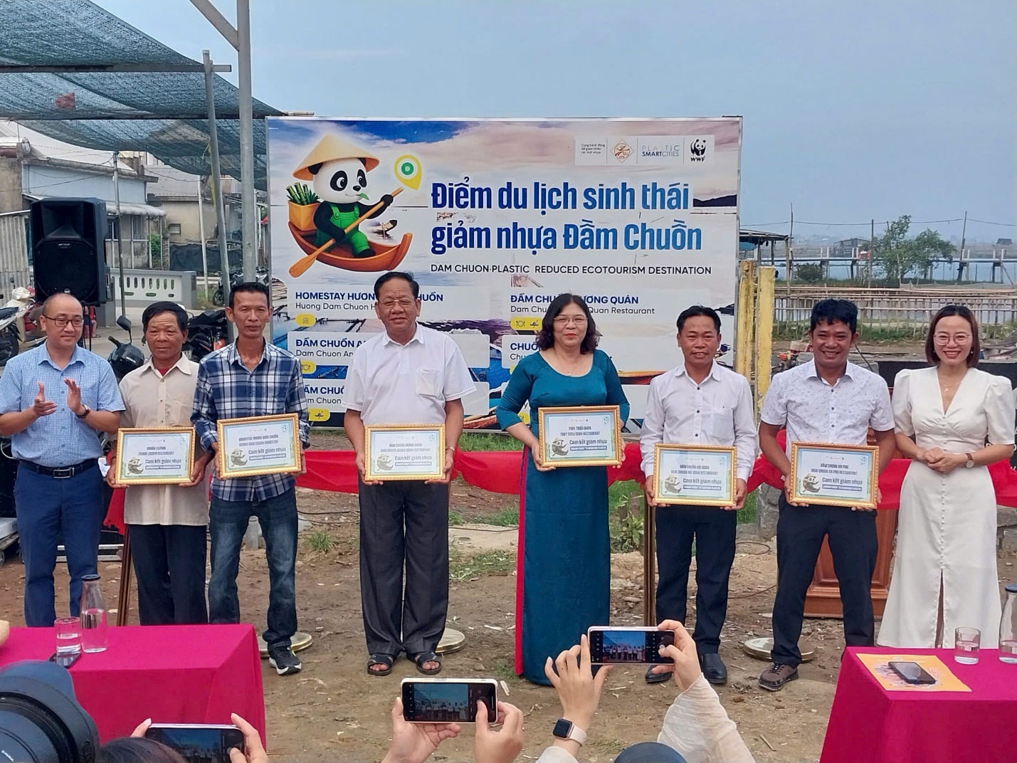 Ra mắt mô hình ‘Du lịch sinh thái giảm nhựa’ ở Đầm Chuồn - 2