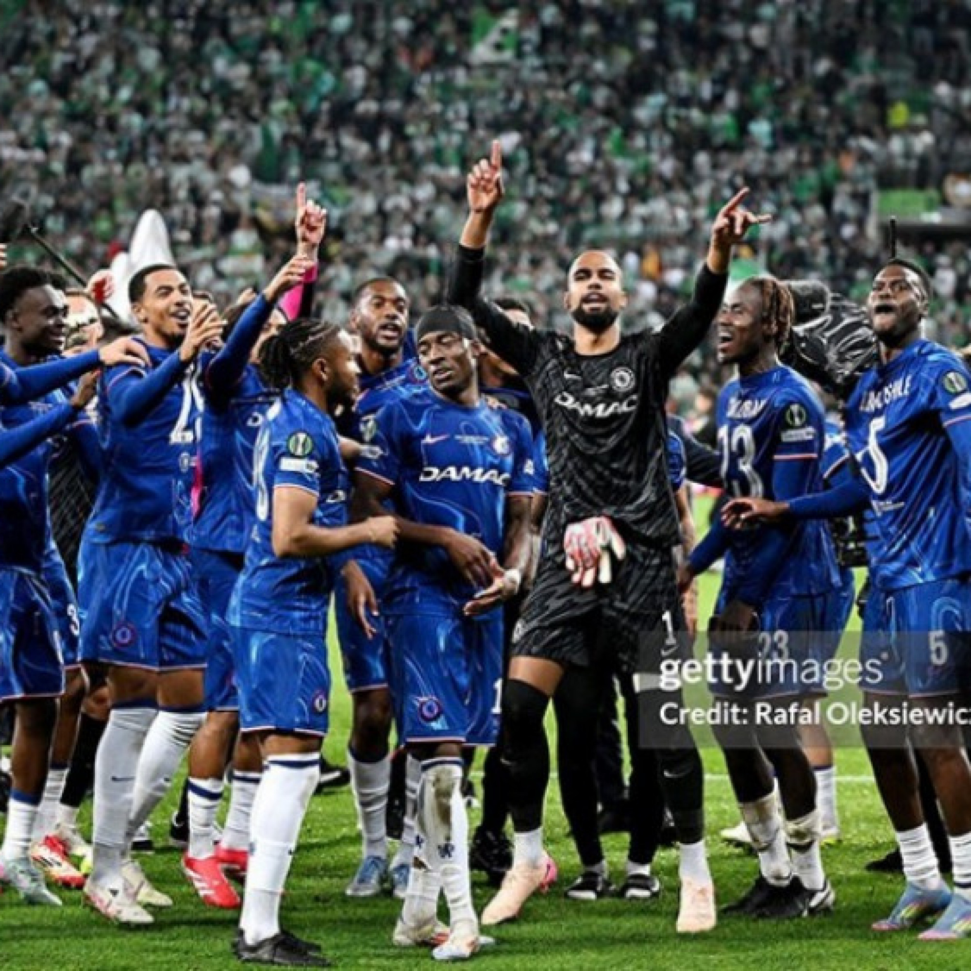  - Chelsea vô địch Conference League: Báo Anh mừng chiến tích, thán phục Cole Palmer