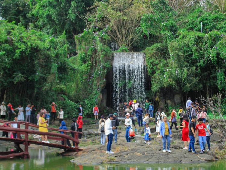 Loạt chương trình hấp dẫn, ưu đãi thu hút du khách dịp hè đến Đắk Lắk